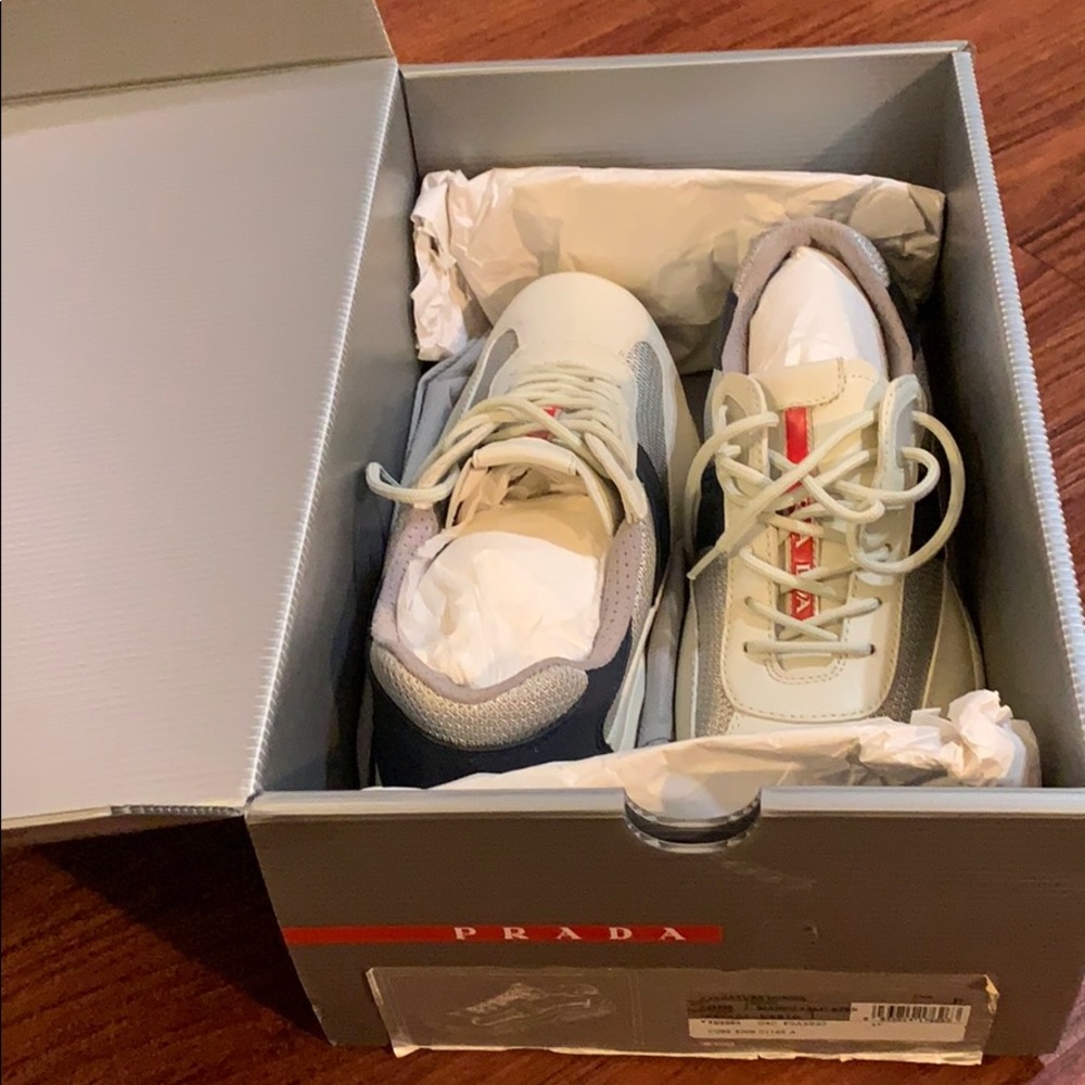 Prada shoes euro sz 37. Women’s.